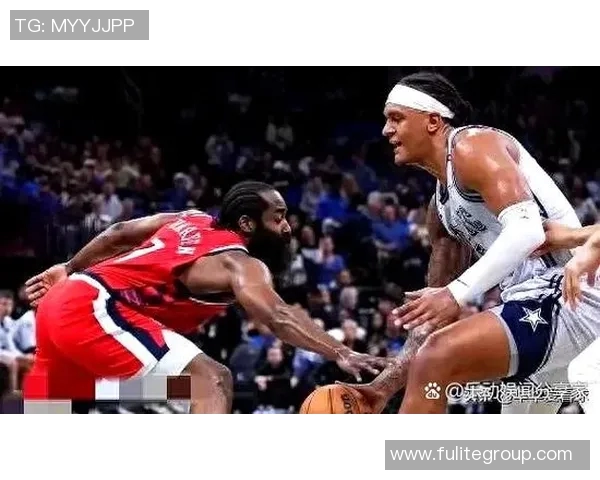 火箭队与马刺队激战正酣谁能在NBA赛场上笑到最后